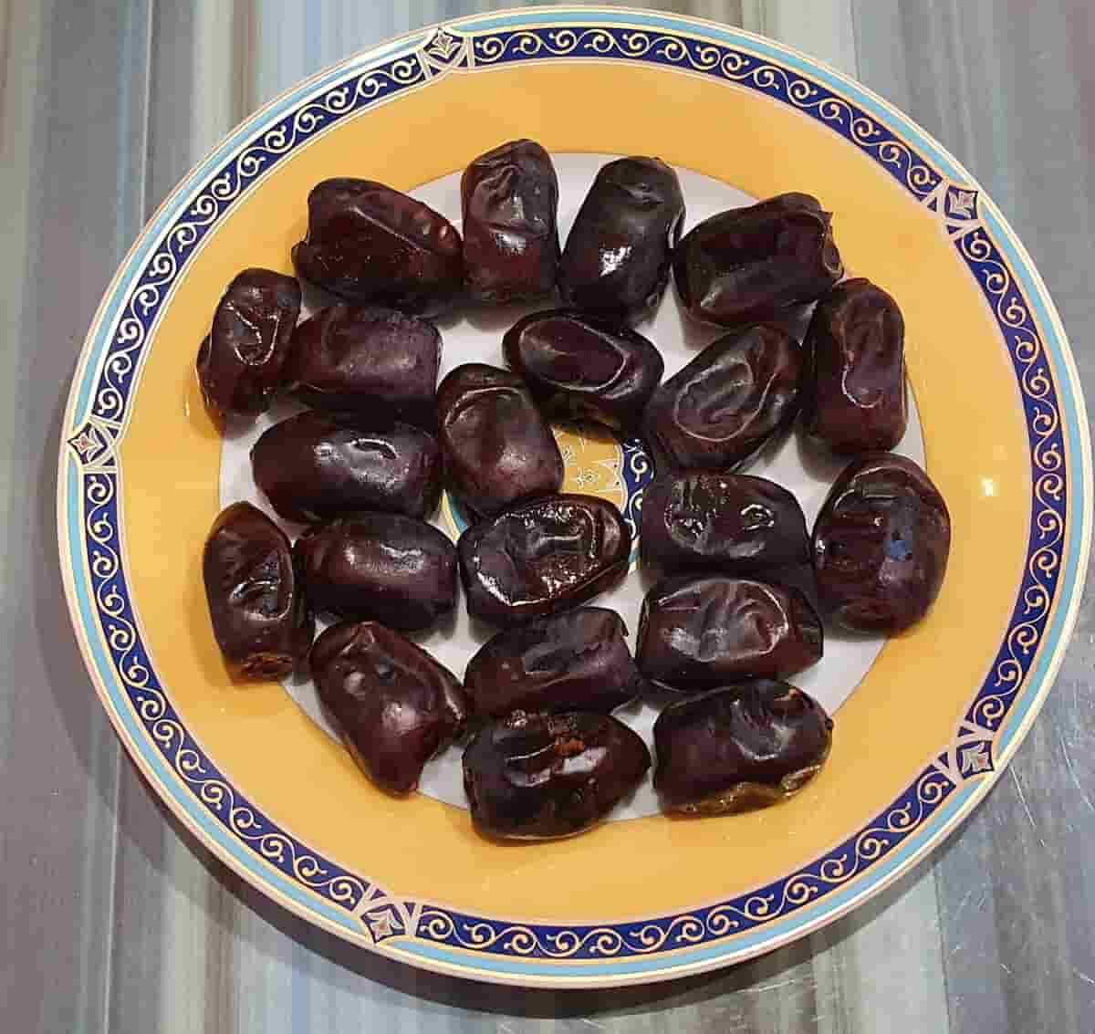 تصویر 4 از قیمت خرید خرما مضافتی مجلسی + فروش ویژه